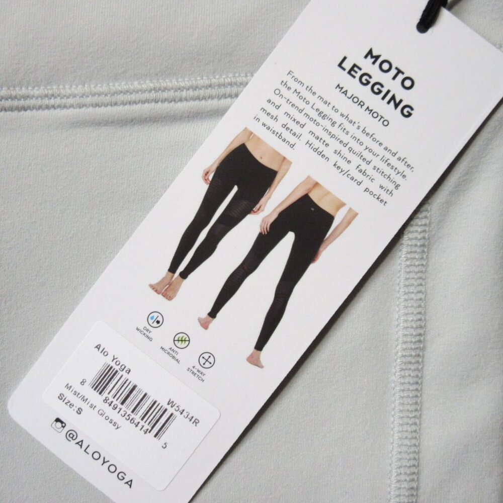 NWT Alo Yoga Moto Legging in Mist Gray Glossy Stretch Workout S $110 - Picture 3 of 6